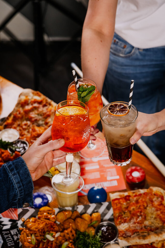 hospitality-web-design-table-full-of-drinks